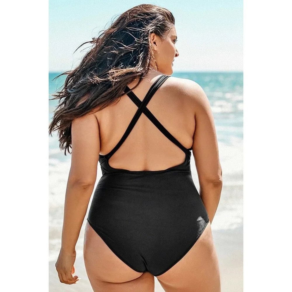 Cupshe Black and White Gingham Ruched Plus‎ Size One Piece Swimsuit size 1X